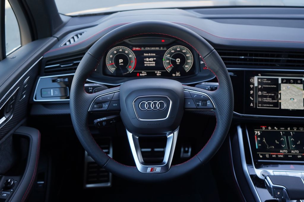 Thumbnail: 2026 Audi Q7 - 10