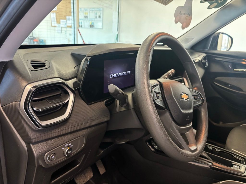 Used 2025 Chevrolet TrailBlazer SUV