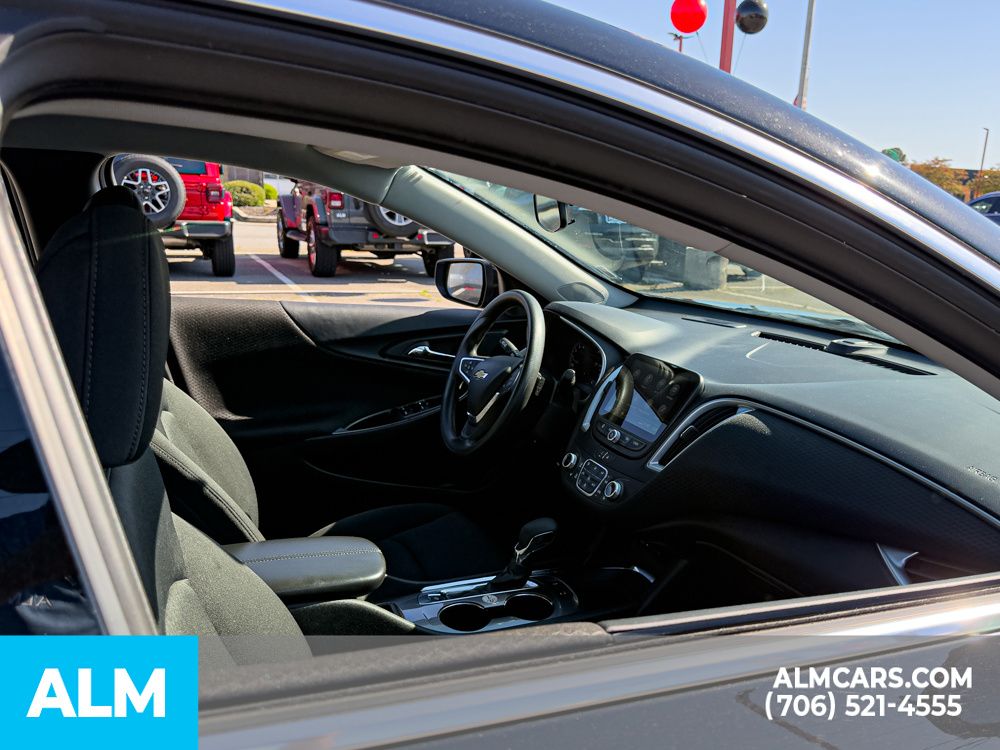 Used 2024 Black Chevrolet LT image 18