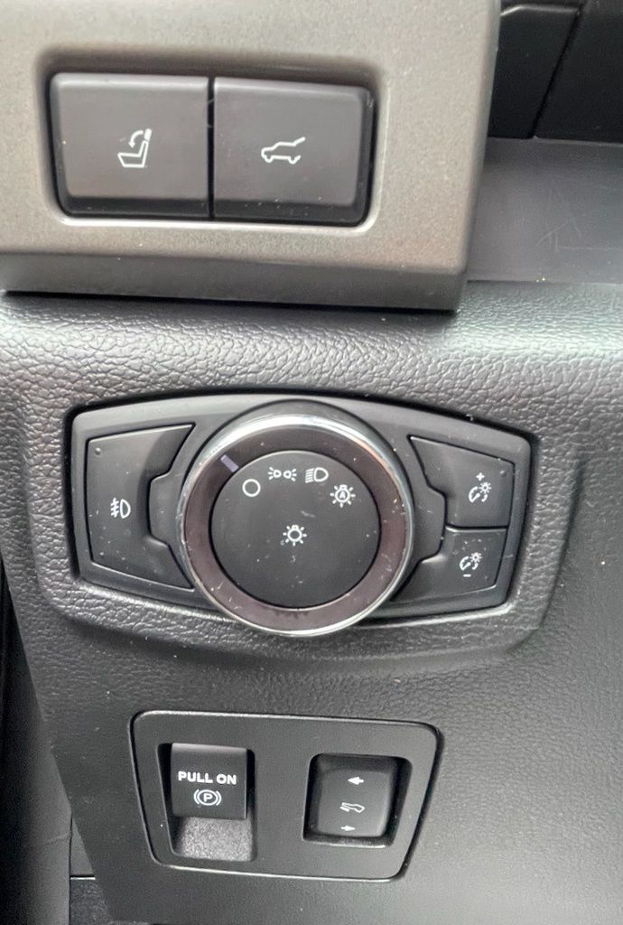 2019 Ford Expedition XLT Silver at Autostrade