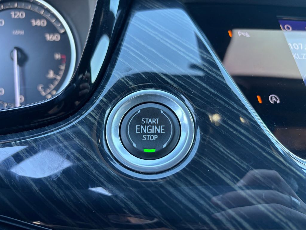 Used Car 2023 Cadillac Xt6  Premium Luxury For Sale Under $40,000 In Austin, Texas