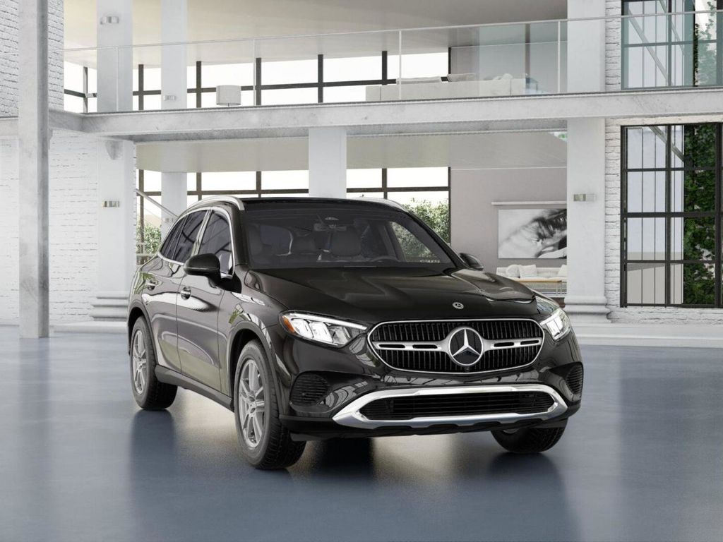 2025 Mercedes-Benz GLC GLC 300 9