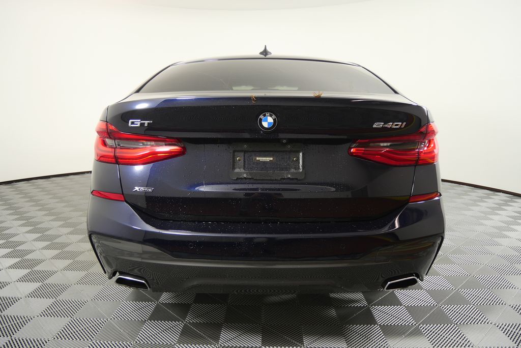 Thumbnail: 2018 BMW 6 Series - 4