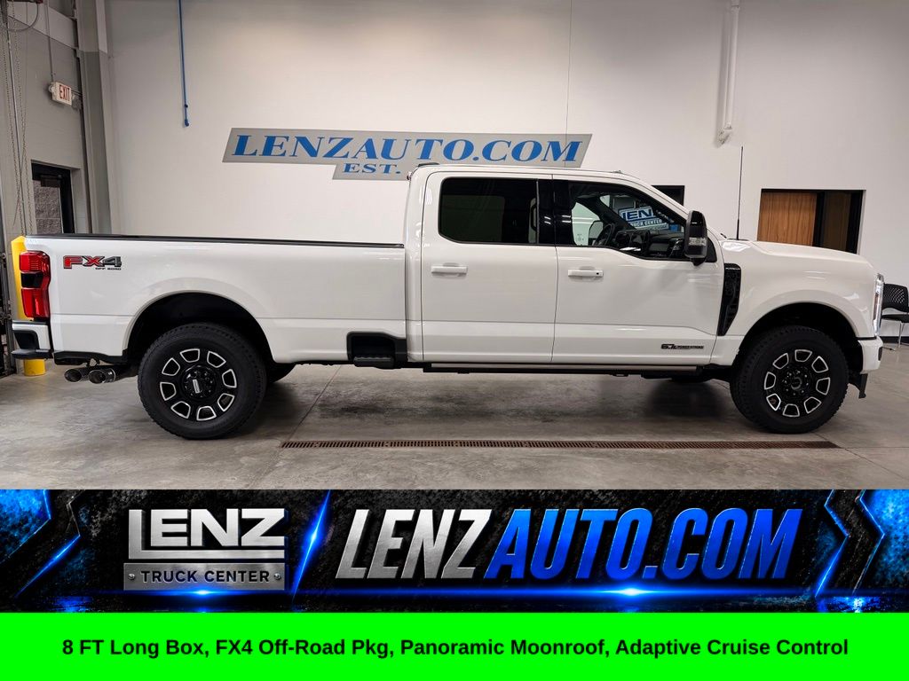 Star White Metallic Tri-Coat 2026 Ford F-250 Super Duty Pickup Truck Four-Wheel Drive Automatic