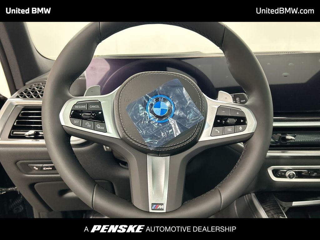 Thumbnail: 2026 BMW X5 - 14