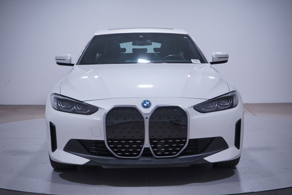 Thumbnail: 2023 BMW i4 - 4