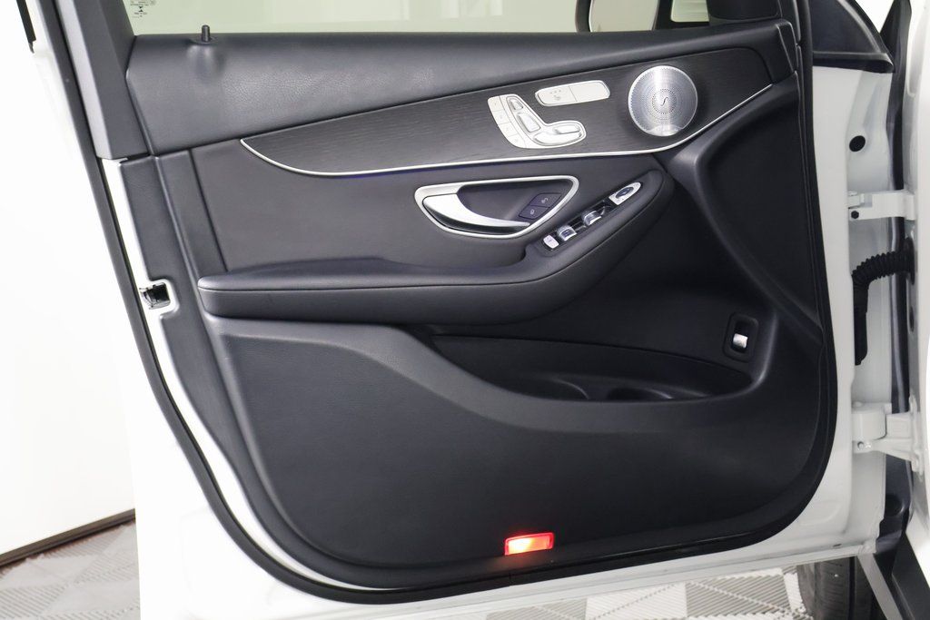 Thumbnail: 2021 Mercedes-Benz GLC - 12