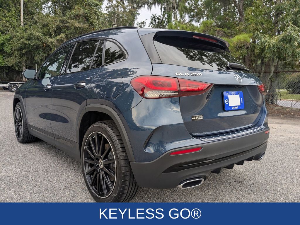 2021 Mercedes-Benz GLA 250 