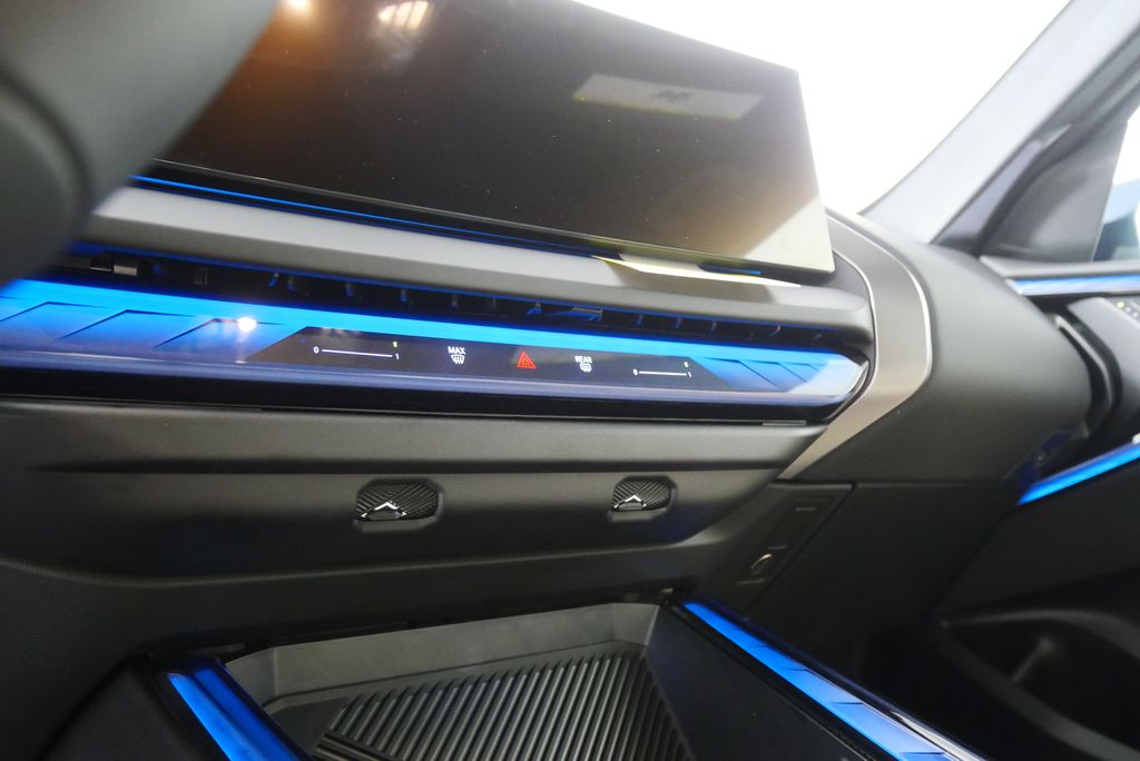 Thumbnail: 2026 BMW X3 - 19