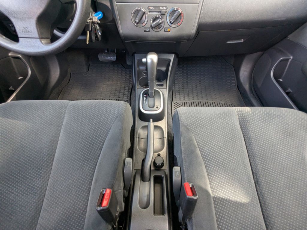 2011 Nissan Versa 1.8 S