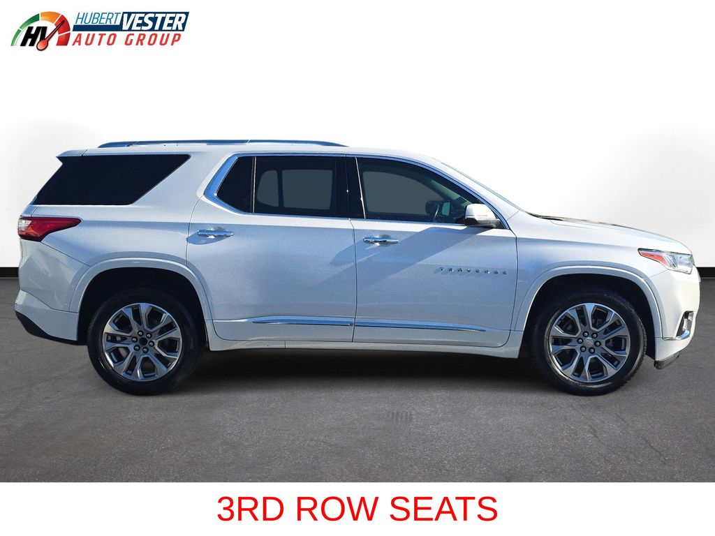 2021 Chevrolet Traverse Premier photo 3