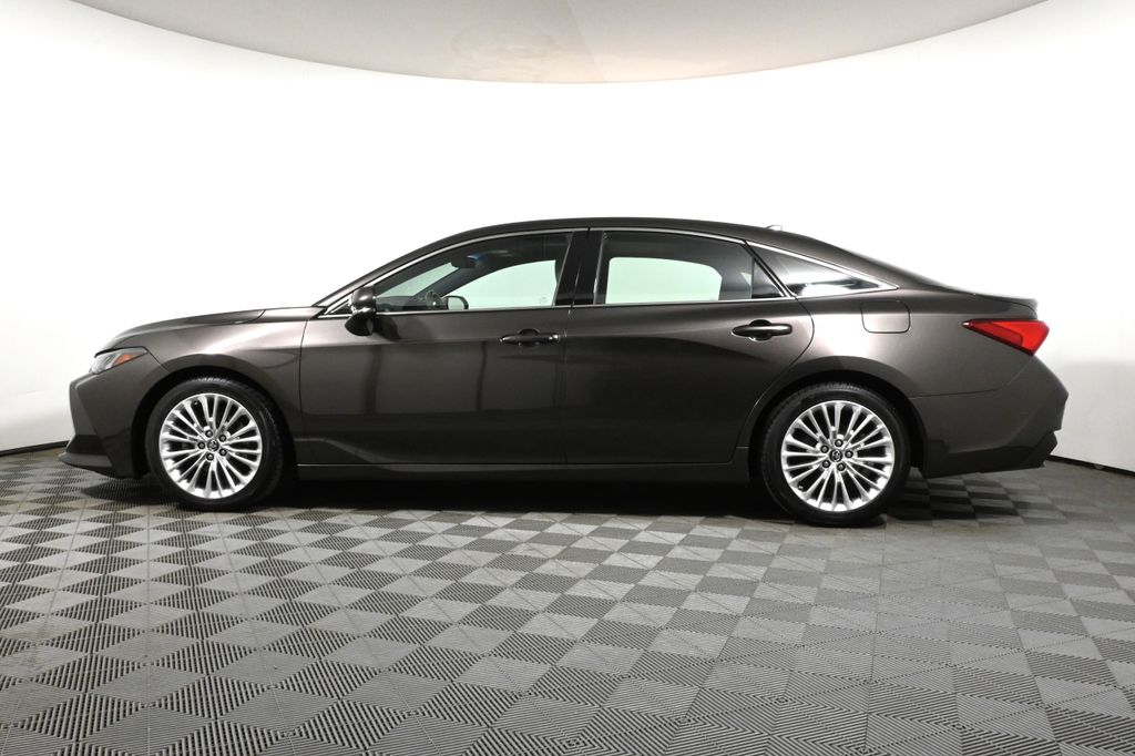 2019 Toyota Avalon Limited 2