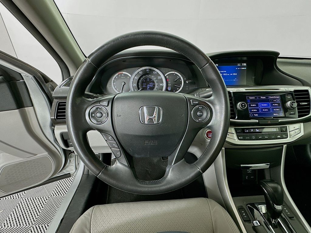 Thumbnail: 2013 Honda Accord - 11