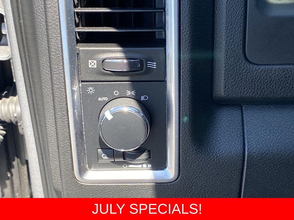 Used 2022 Ram 1500 Classic Truck