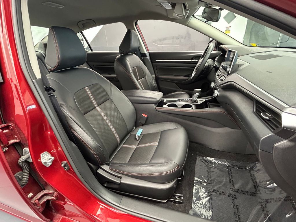 Used 2024 Scarlet Ember Nissan 2.5 SR image 43