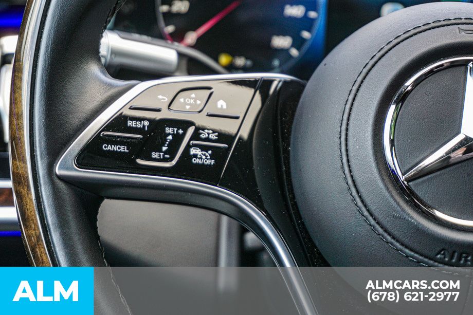 Used 2024 Black Mercedes-Benz S 580e image 29