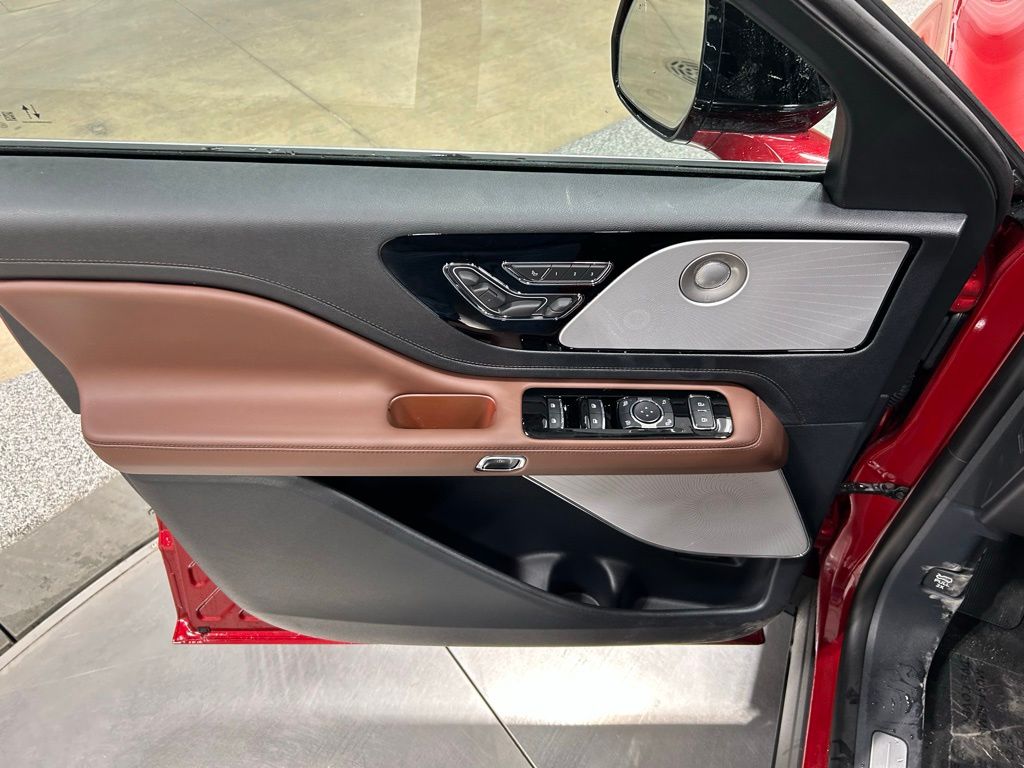 new 2026 Lincoln Aviator car, priced at $77,814