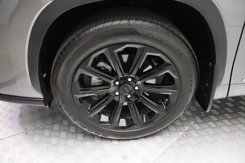 Thumbnail: 2025 Toyota Highlander - 4