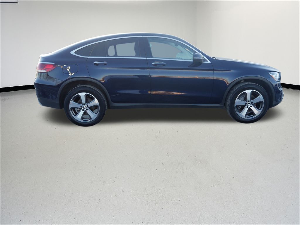 Thumbnail: 2023 Mercedes-Benz GLC - 6