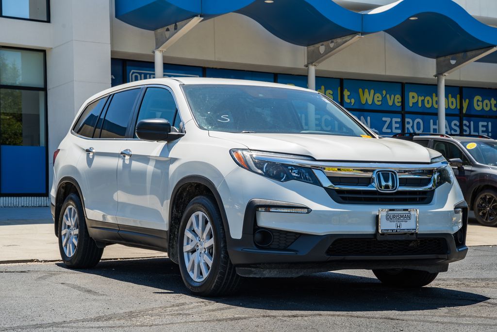 White 2019 Honda Pilot LX FWD SUV / Crossover Front-Wheel Drive 6-Speed Automatic