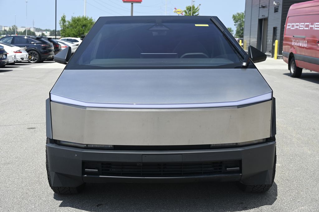 Thumbnail: 2024 Tesla Cybertruck - 10