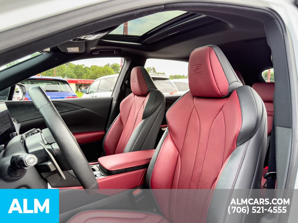 Used 2023 White Lexus 350 F Sport Handling image 12