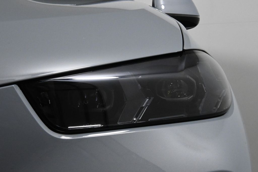 Thumbnail: 2026 BMW X5 - 11