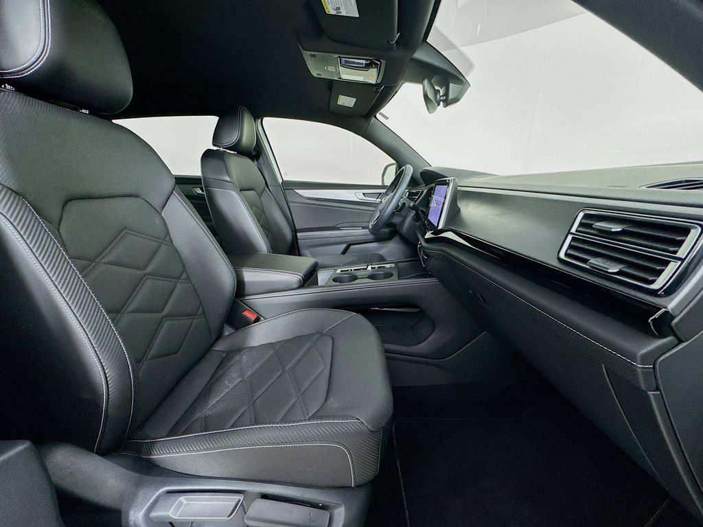 Used Car 2024 Volkswagen Atlas Cross Sport  2.0t Se For Sale Under $30,000 In Austin, Texas