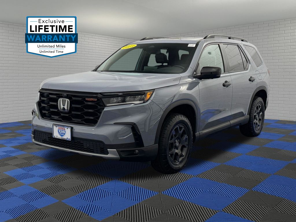Sonic Gray Pearl 2023 Honda Pilot SUV / Crossover All-Wheel Drive Automatic