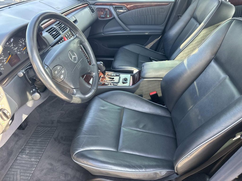 Thumbnail: 2001 Mercedes-Benz E-Class - 14
