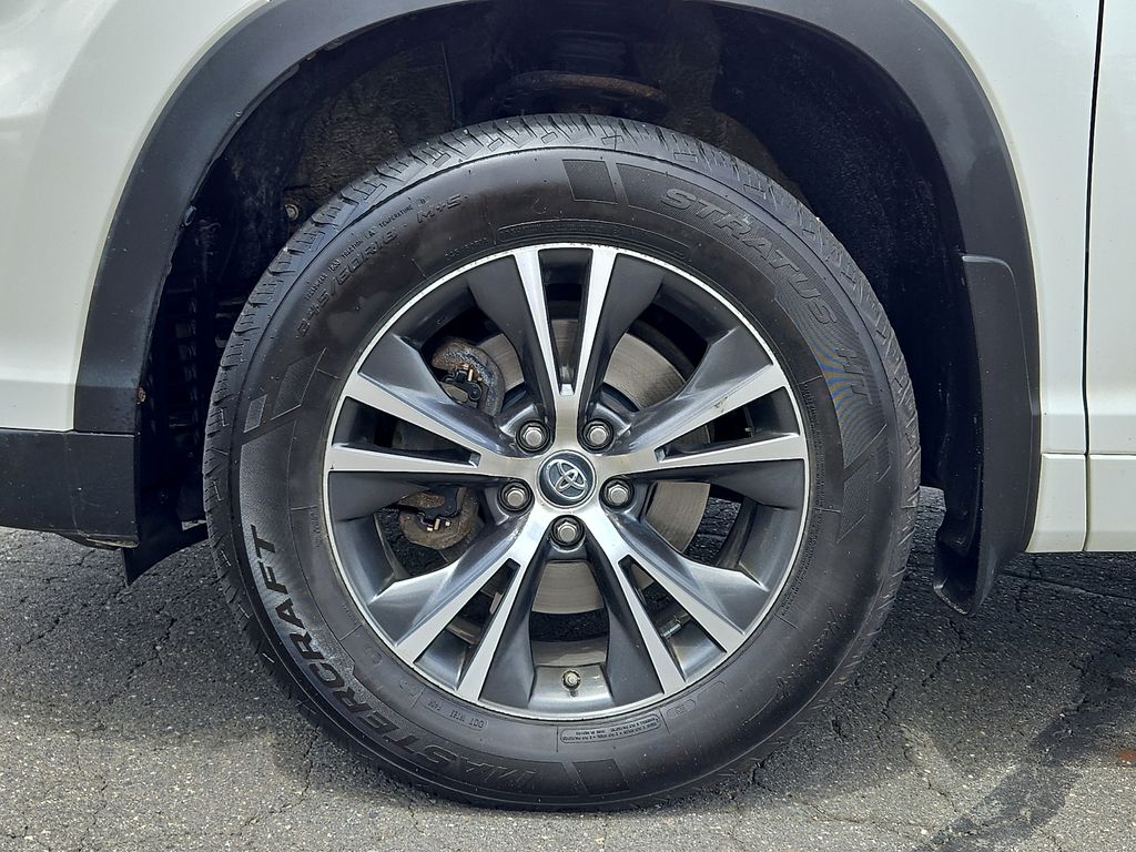 2016 Toyota Highlander
