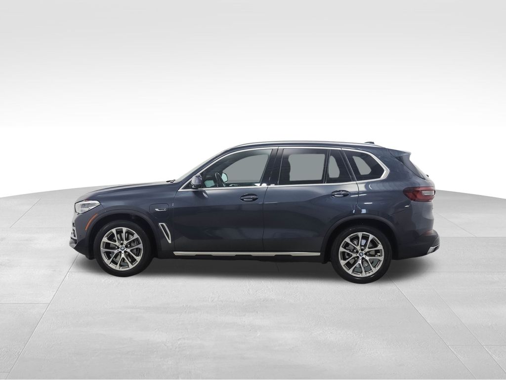 2022 BMW X5 xDrive45e 2