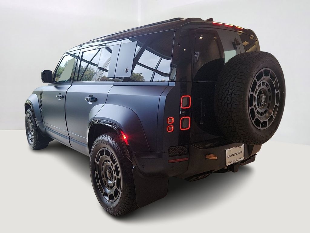 Thumbnail: 2026 Land Rover Defender - 4