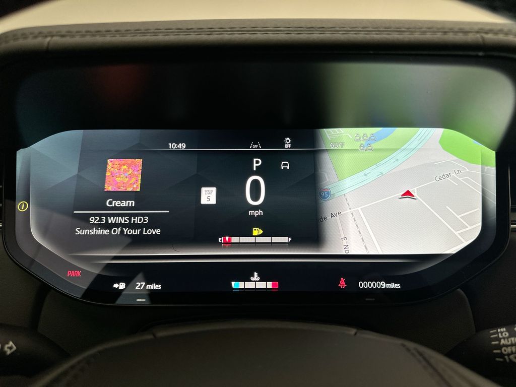 Thumbnail: 2025 Land Rover Range Rover - 15