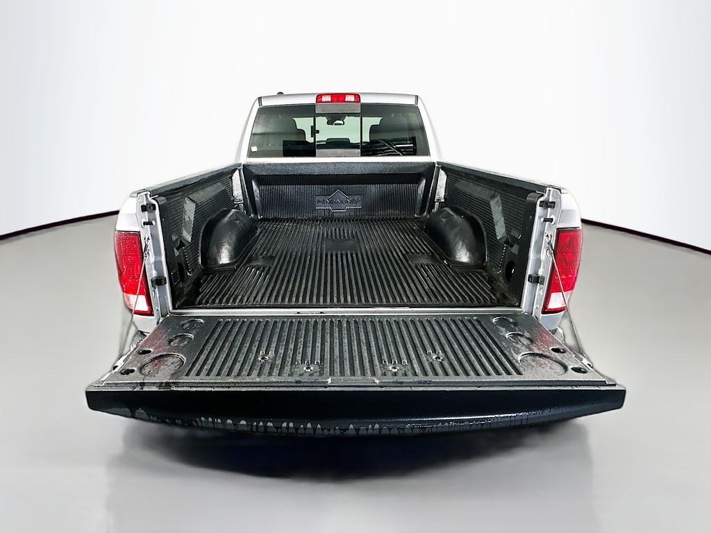 Used 2020 Silver Ram SLT image 28