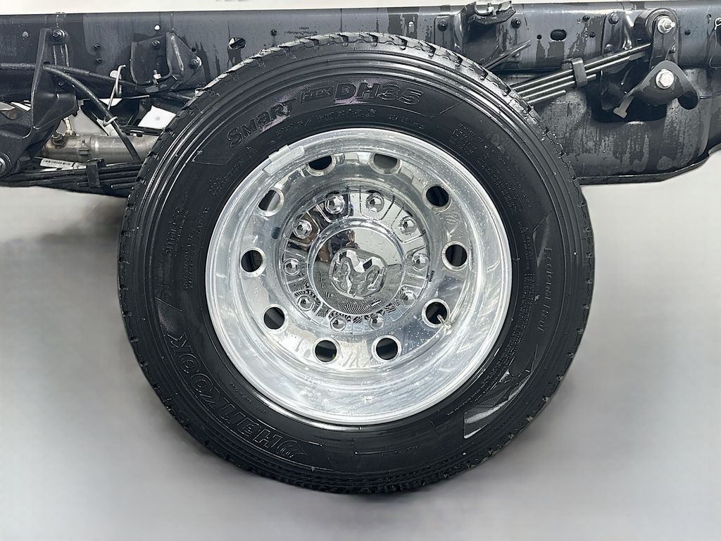 New 2026 White Ram Tradesman 84CA Dually image 17