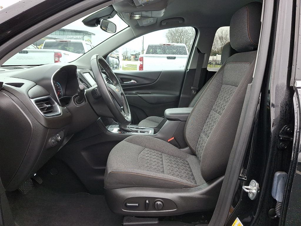 2024 Chevrolet Equinox LT Black at Auto Express Mitsubishi