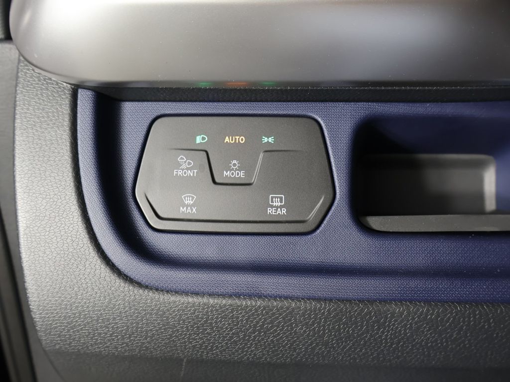 2025 Volkswagen ID. Buzz Pro S - Photo 27