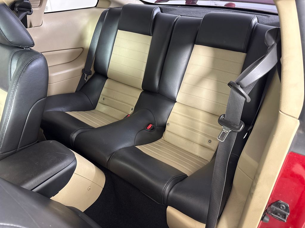 Used 2008  Ford  image 27