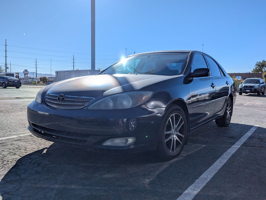 2002 Toyota Camry SE 9