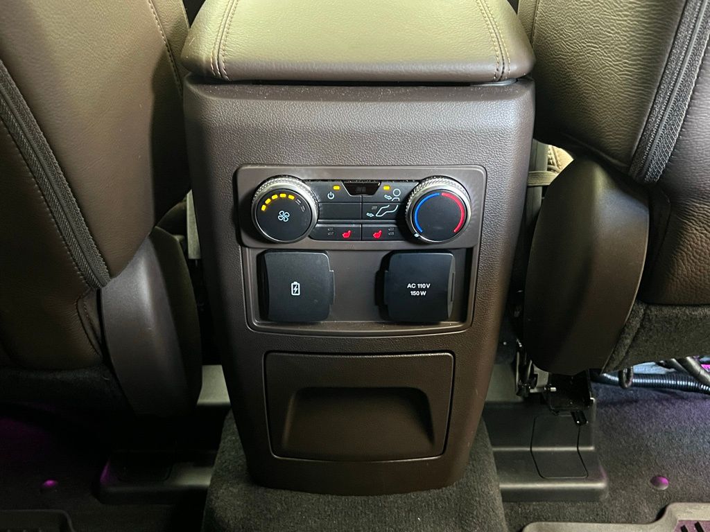 2022 Ford Explorer King Ranch 11