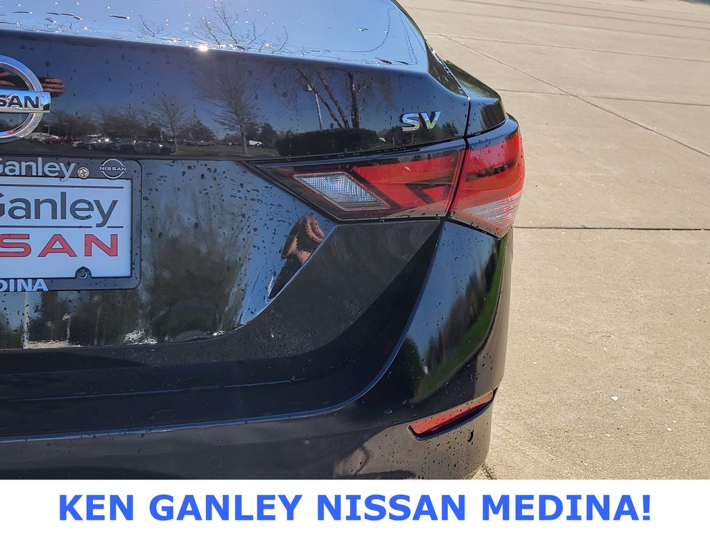 2023 Nissan Sentra SV photo