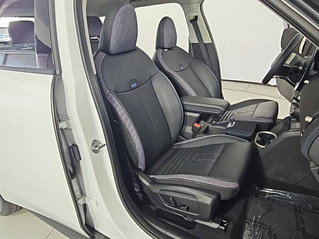 Thumbnail: 2025 MINI Cooper Countryman - 19