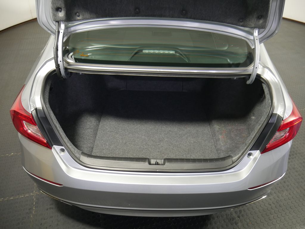 Thumbnail: 2022 Honda Accord - 6