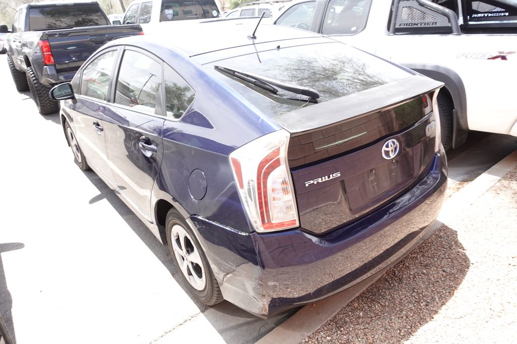 2013 Toyota Prius Two's photo