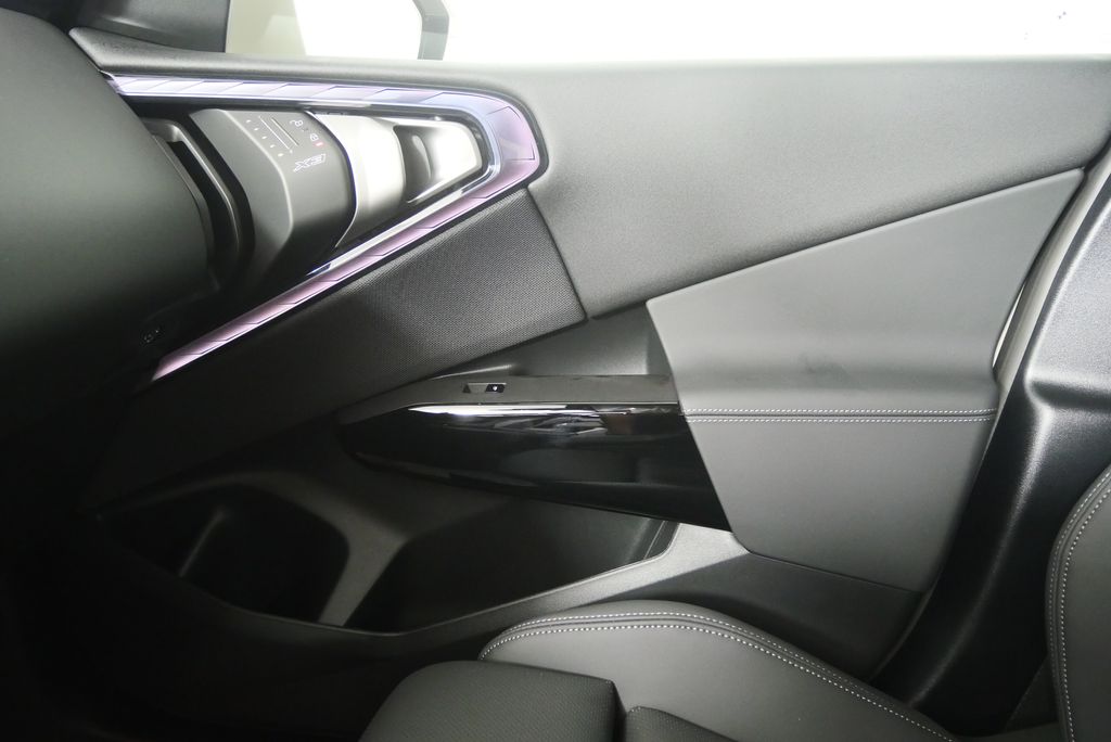 Thumbnail: 2026 BMW X3 - 23