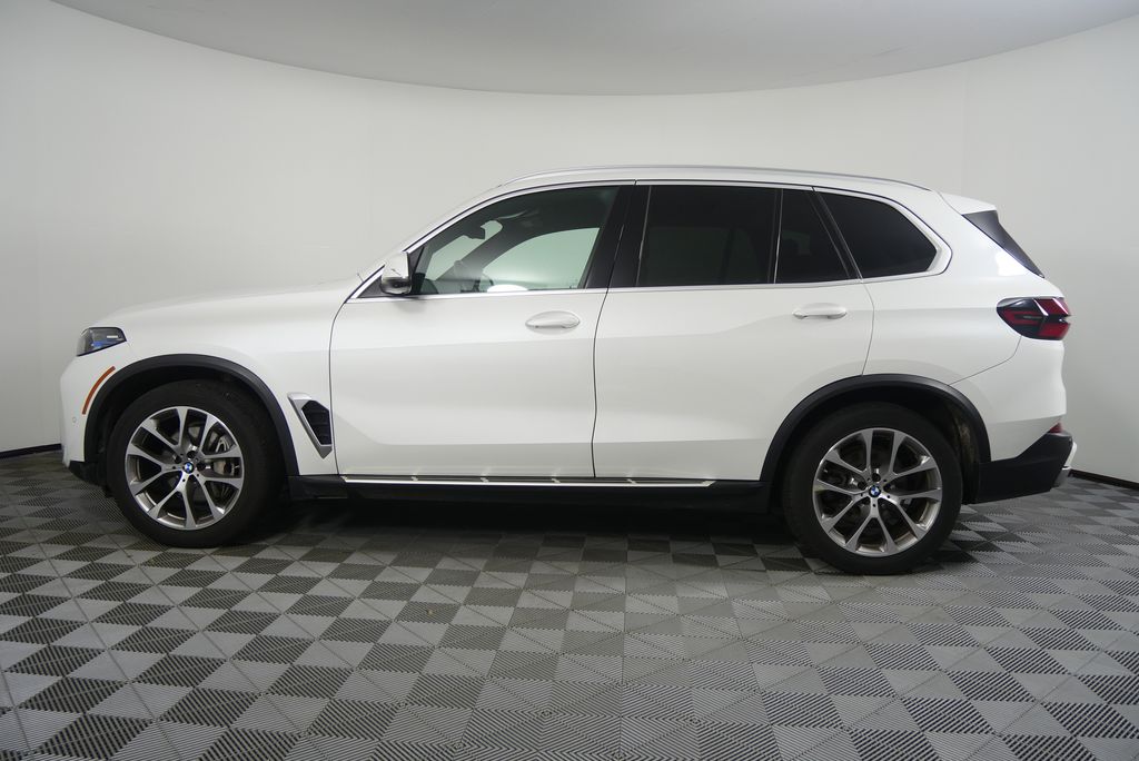 Thumbnail: 2024 BMW X5 - 6