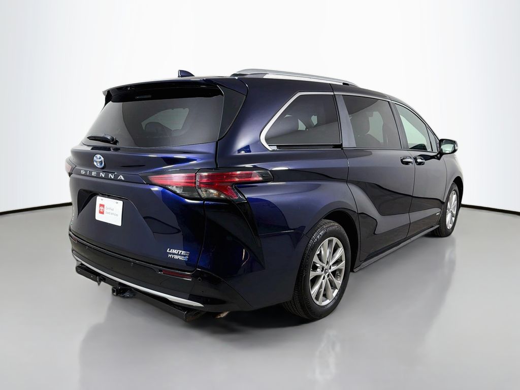 Used 2021 Toyota Sienna Van