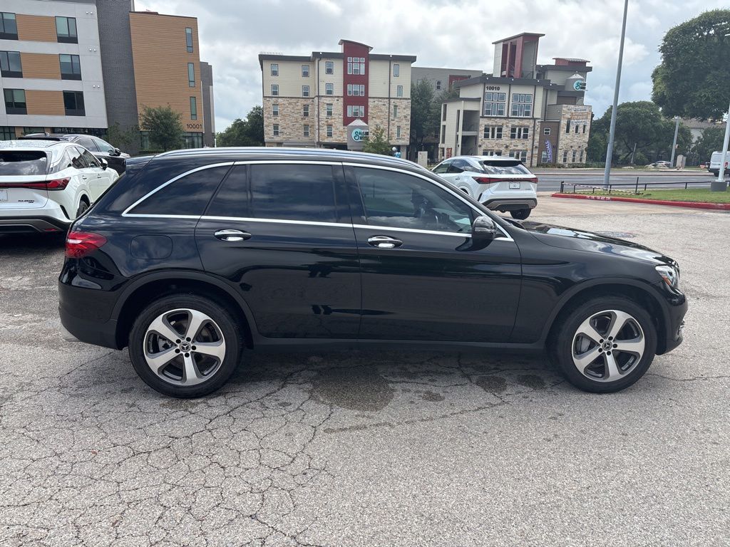 Thumbnail: 2019 Mercedes-Benz GLC - 6
