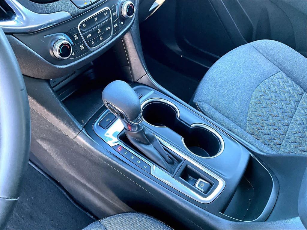 2023 Chevrolet Equinox — photo 25